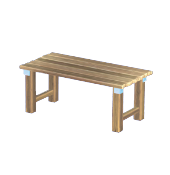 Schwerer Holztisch